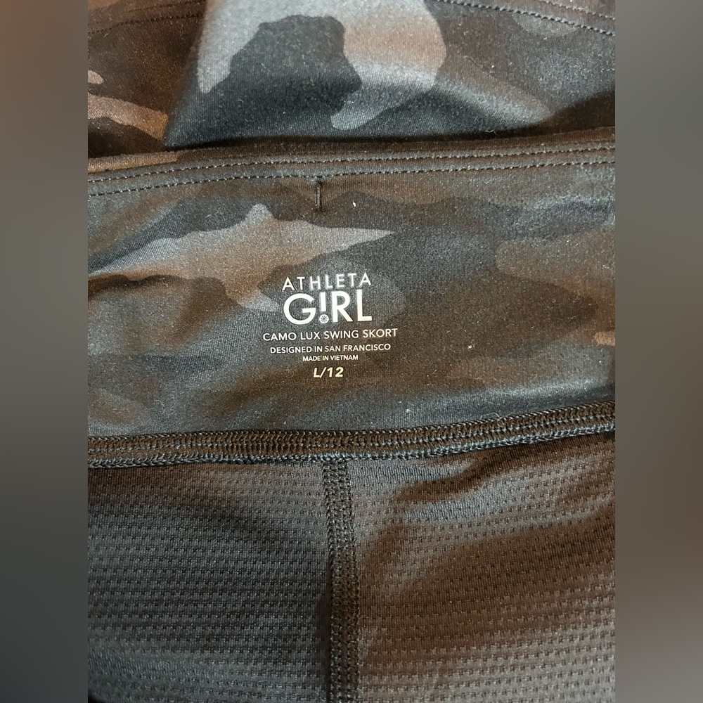 Athleta Girl Camo Lux Swing Tiered Tennis Skort With Shorts Size L/12. - Picture 6 of 6